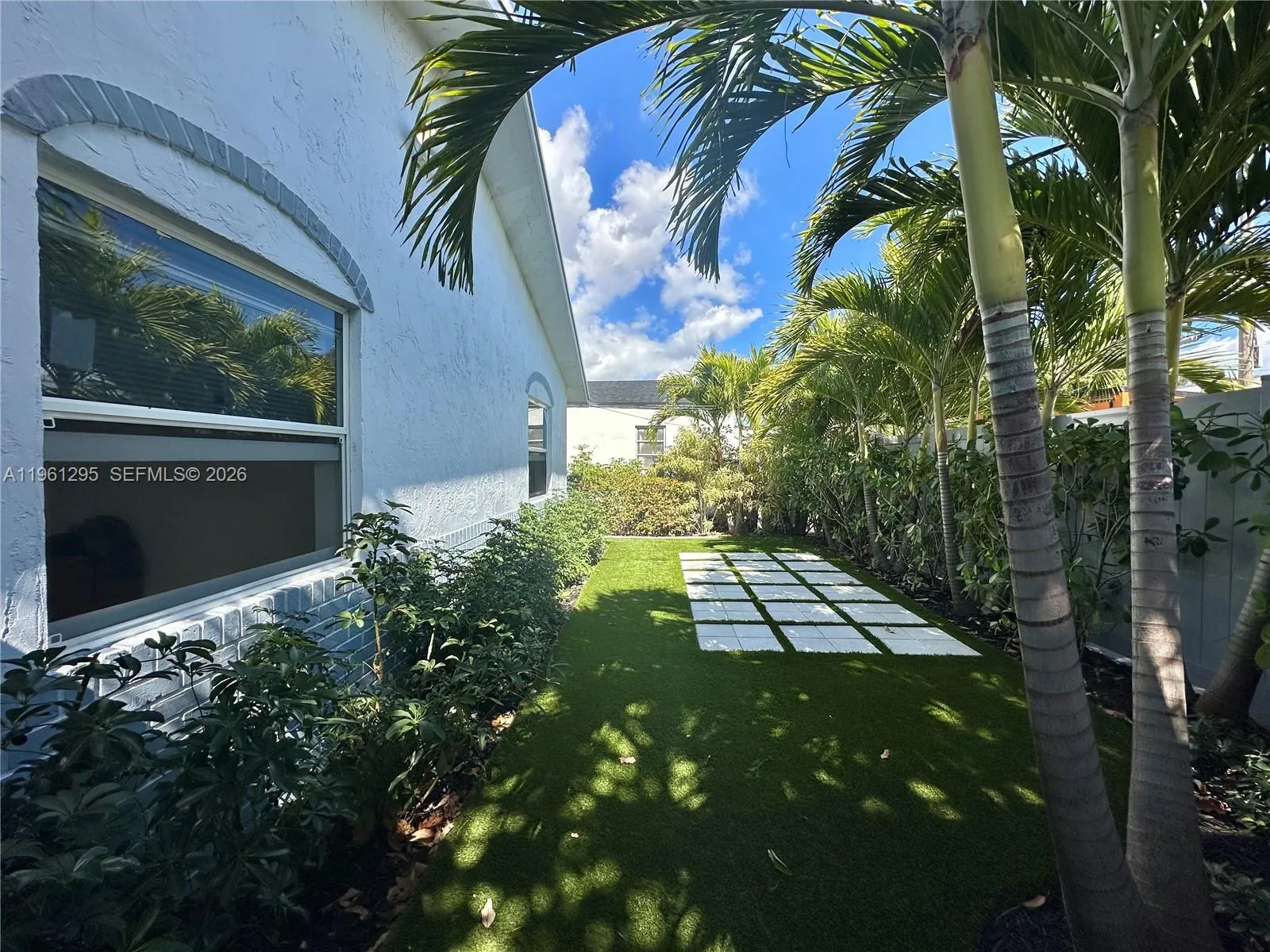 1109 Ne 6th Ave 1, Fort Lauderdale, Florida 33304, Fort Lauderdale, Florida 33304, 1 Bedroom Bedrooms, ,1 BathroomBathrooms,Residential Lease,For Rent,1109 Ne 6th Ave 1, Fort Lauderdale, Florida 33304,A11961295
