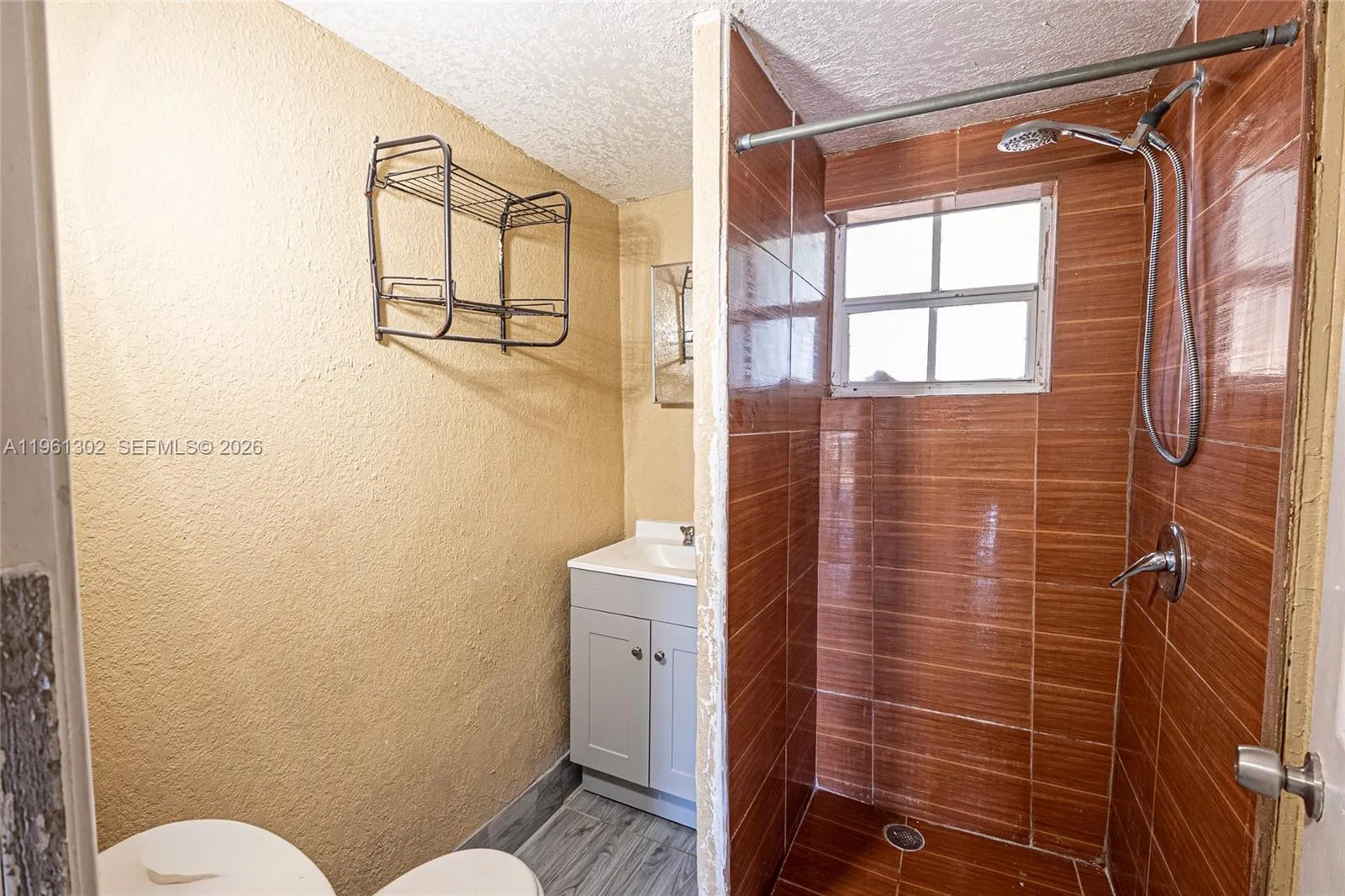 4719 Nw 32nd Ave, Miami, Florida 33142, Miami, Florida 33142, ,Residential Income,For Sale,4719 Nw 32nd Ave, Miami, Florida 33142,A11961302