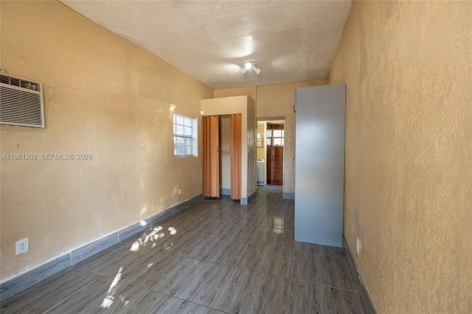 4719 Nw 32nd Ave, Miami, Florida 33142, Miami, Florida 33142, ,Residential Income,For Sale,4719 Nw 32nd Ave, Miami, Florida 33142,A11961302