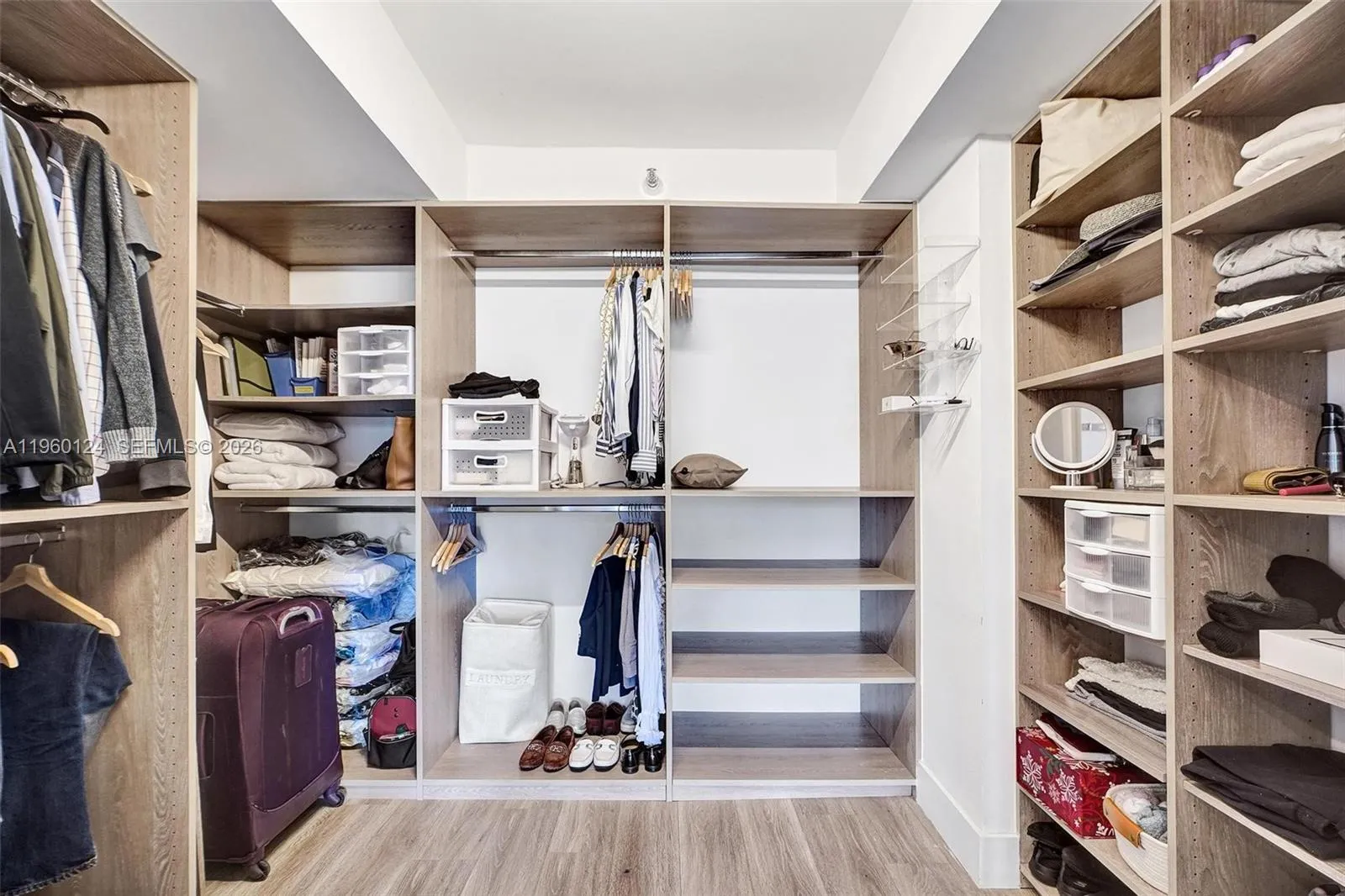 3500 Mystic Pointe Dr 3206, Aventura, Florida 3318, Aventura, Florida 33180, 2 Bedrooms Bedrooms, ,2 BathroomsBathrooms,Residential,For Sale,3500 Mystic Pointe Dr 3206, Aventura, Florida 3318,A11960124