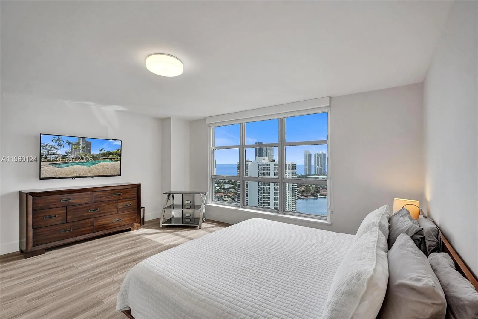 3500 Mystic Pointe Dr 3206, Aventura, Florida 3318, Aventura, Florida 33180, 2 Bedrooms Bedrooms, ,2 BathroomsBathrooms,Residential,For Sale,3500 Mystic Pointe Dr 3206, Aventura, Florida 3318,A11960124