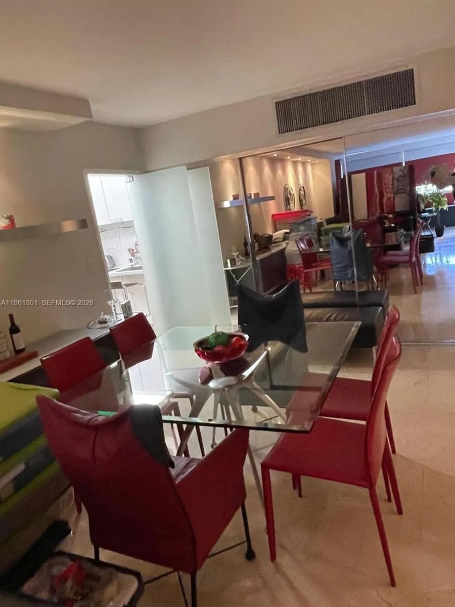 5005 Collins Ave 212, Miami Beach, Florida 33140, Miami Beach, Florida 33140, 1 Bedroom Bedrooms, ,1 BathroomBathrooms,Residential,For Sale,5005 Collins Ave 212, Miami Beach, Florida 33140,A11961301