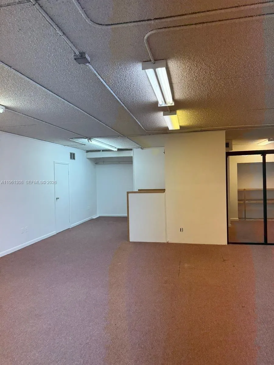 6187 Nw 167th St H13, Hialeah, Florida 33015, Hialeah, Florida 33015, ,Commercial Lease,For Rent,6187 Nw 167th St H13, Hialeah, Florida 33015,A11961308