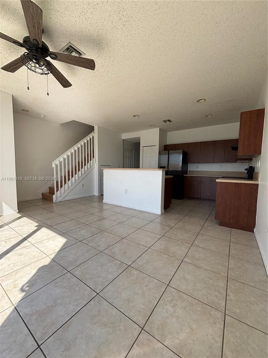 1044 Ne 42nd Ter, Homestead, Florida 33033, Homestead, Florida 33033, 3 Bedrooms Bedrooms, ,2 BathroomsBathrooms,Residential Lease,For Rent,1044 Ne 42nd Ter, Homestead, Florida 33033,A11961319