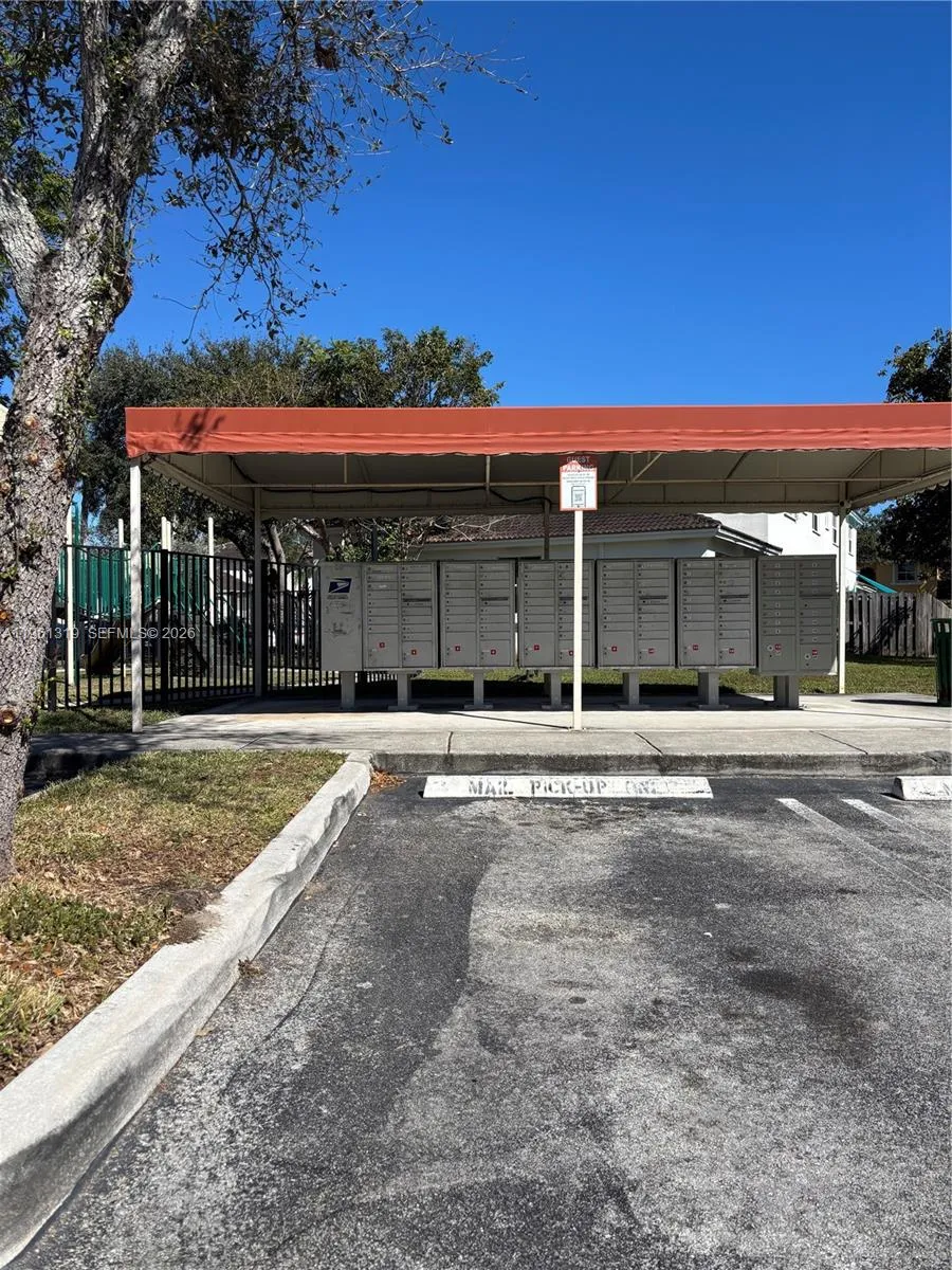 1044 Ne 42nd Ter, Homestead, Florida 33033, Homestead, Florida 33033, 3 Bedrooms Bedrooms, ,2 BathroomsBathrooms,Residential Lease,For Rent,1044 Ne 42nd Ter, Homestead, Florida 33033,A11961319