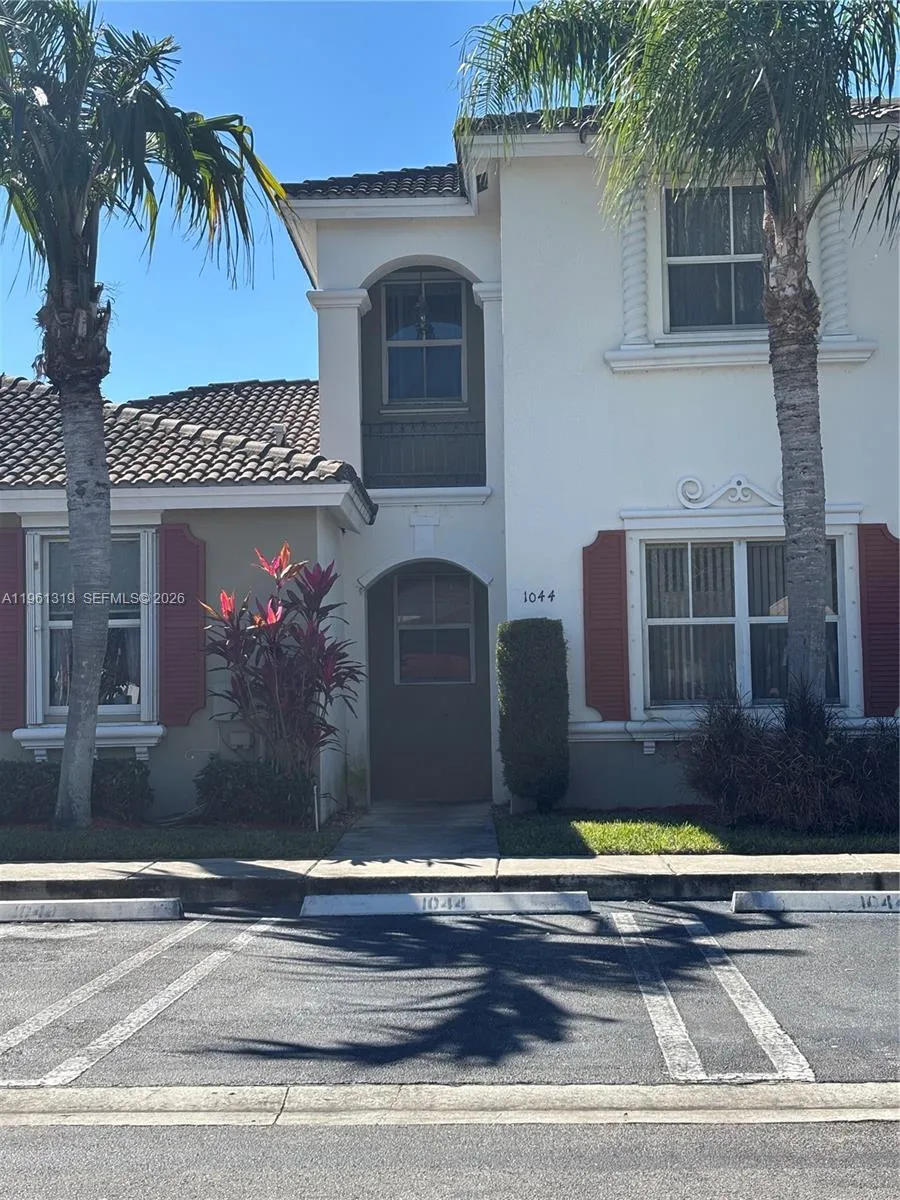 1044 Ne 42nd Ter, Homestead, Florida 33033, Homestead, Florida 33033, 3 Bedrooms Bedrooms, ,2 BathroomsBathrooms,Residential Lease,For Rent,1044 Ne 42nd Ter, Homestead, Florida 33033,A11961319