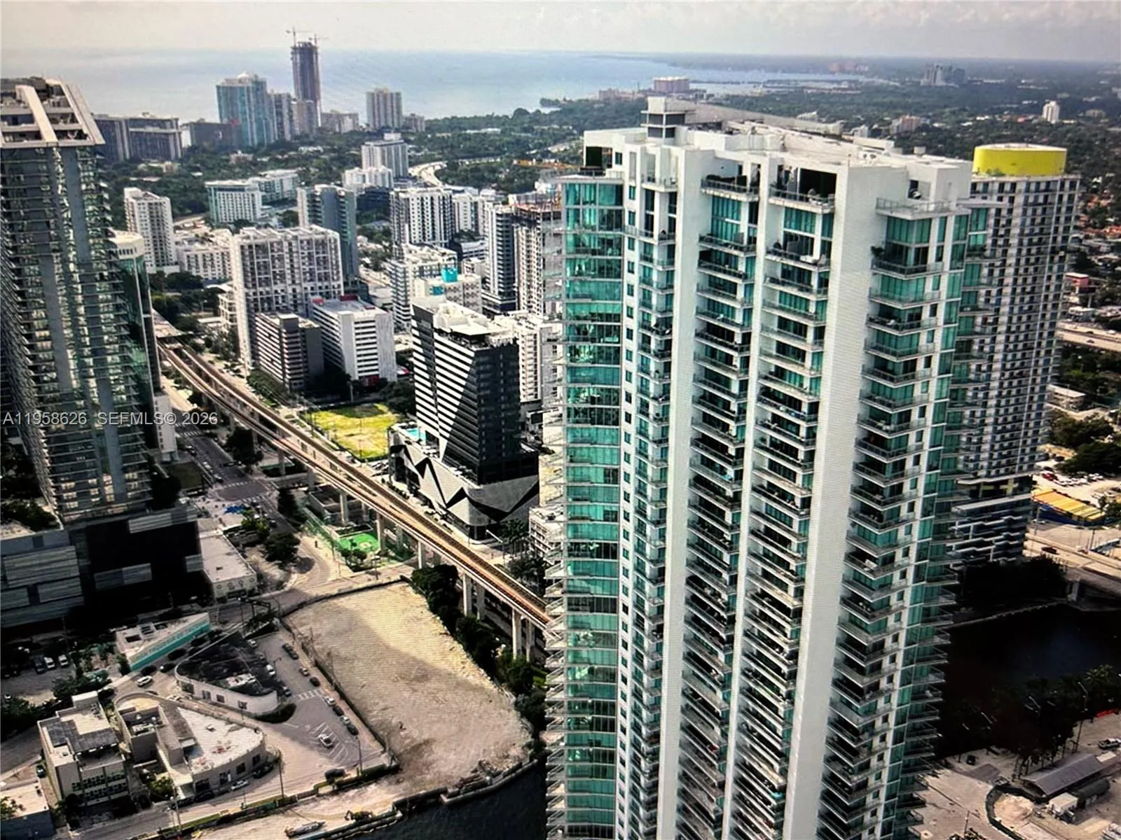 92 Sw 3rd St 3703, Miami, Florida 33130, Miami, Florida 33130, 2 Bedrooms Bedrooms, ,2 BathroomsBathrooms,Residential Lease,For Rent,92 Sw 3rd St 3703, Miami, Florida 33130,A11958626