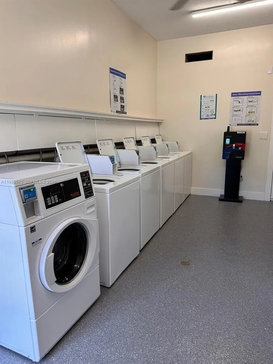 10786 N Kendall Dr D13, Miami, Florida 33176, Miami, Florida 33176, 1 Bedroom Bedrooms, ,1 BathroomBathrooms,Residential Lease,For Rent,10786 N Kendall Dr D13, Miami, Florida 33176,A11959575