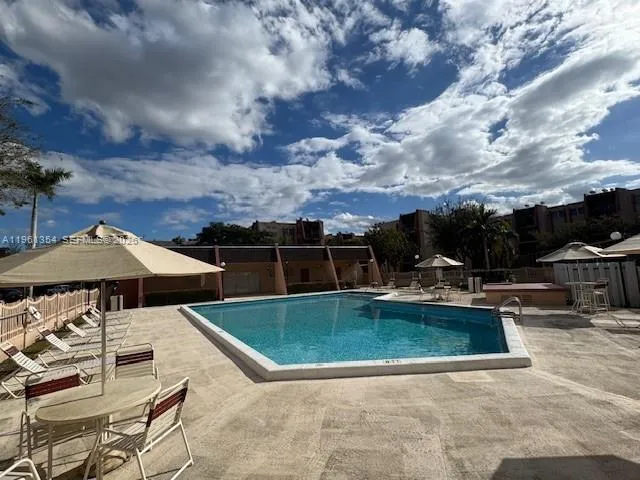 13701 Kendale Lakes Cir B-306, Miami, Florida 3318, Miami, Florida 33183, 2 Bedrooms Bedrooms, ,2 BathroomsBathrooms,Residential Lease,For Rent,13701 Kendale Lakes Cir B-306, Miami, Florida 3318,A11961354