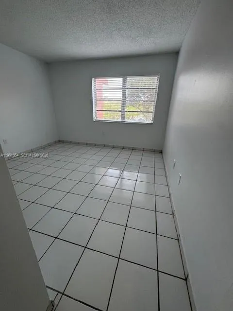 13701 Kendale Lakes Cir B-306, Miami, Florida 3318, Miami, Florida 33183, 2 Bedrooms Bedrooms, ,2 BathroomsBathrooms,Residential Lease,For Rent,13701 Kendale Lakes Cir B-306, Miami, Florida 3318,A11961354