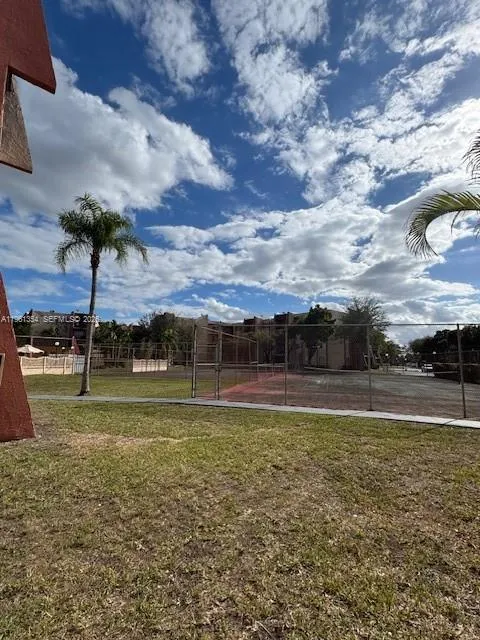 13701 Kendale Lakes Cir B-306, Miami, Florida 3318, Miami, Florida 33183, 2 Bedrooms Bedrooms, ,2 BathroomsBathrooms,Residential Lease,For Rent,13701 Kendale Lakes Cir B-306, Miami, Florida 3318,A11961354