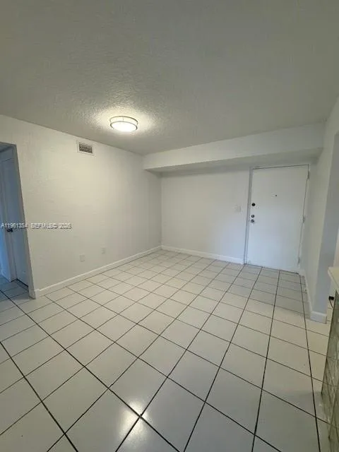 13701 Kendale Lakes Cir B-306, Miami, Florida 3318, Miami, Florida 33183, 2 Bedrooms Bedrooms, ,2 BathroomsBathrooms,Residential Lease,For Rent,13701 Kendale Lakes Cir B-306, Miami, Florida 3318,A11961354