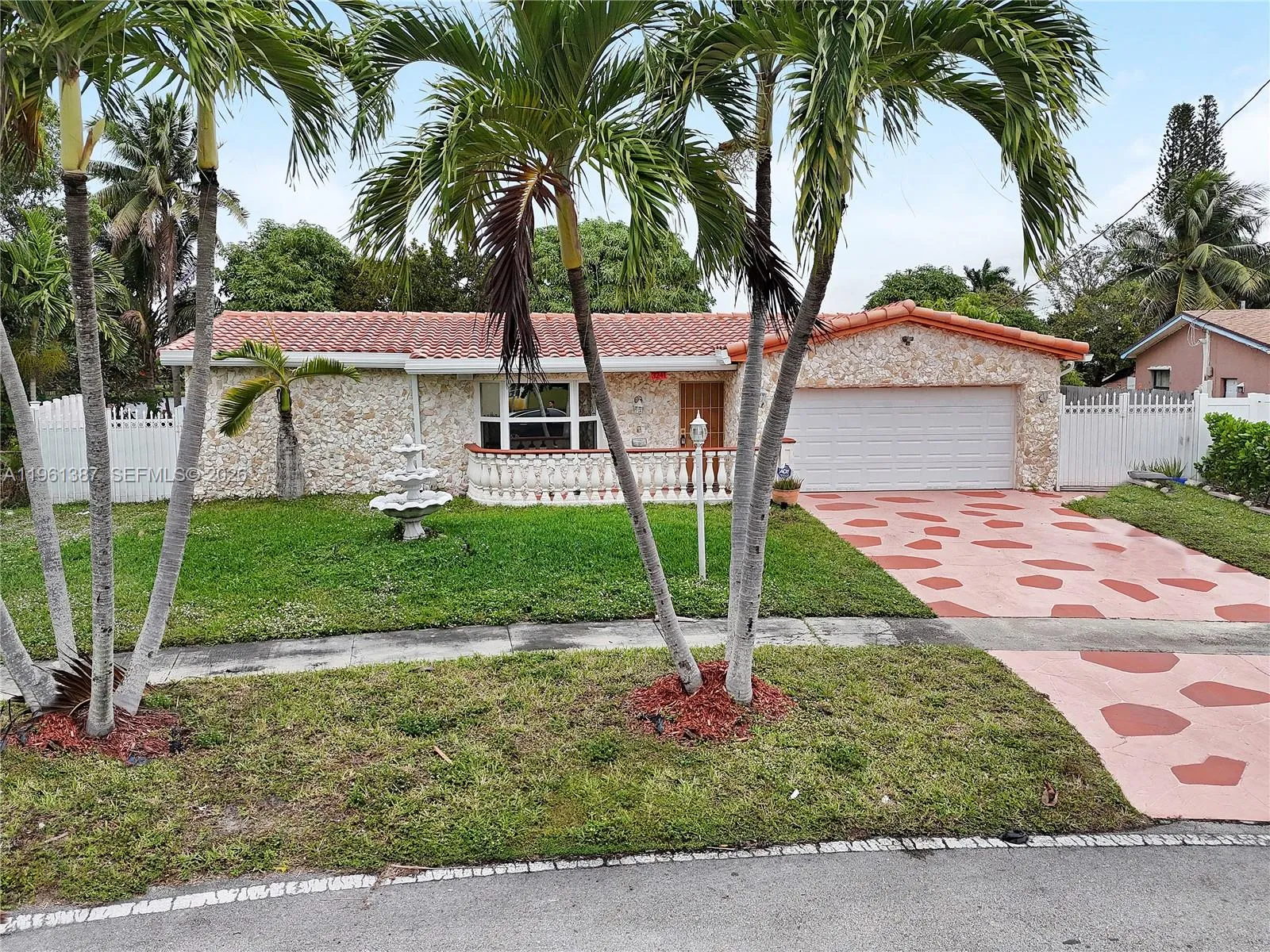 3241 Nw 40th St, Lauderdale Lakes, Florida 33309, Lauderdale Lakes, Florida 33309, 6 Bedrooms Bedrooms, ,2 BathroomsBathrooms,Residential Lease,For Rent,3241 Nw 40th St, Lauderdale Lakes, Florida 33309,A11961387