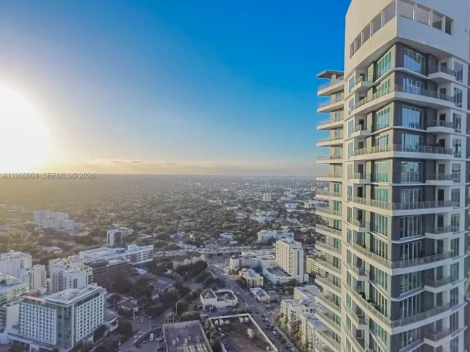 60 Sw 13rd St 1605, Miami, Florida 33130, Miami, Florida 33130, 1 Bedroom Bedrooms, ,1 BathroomBathrooms,Residential,For Sale,60 Sw 13rd St 1605, Miami, Florida 33130,A11960801