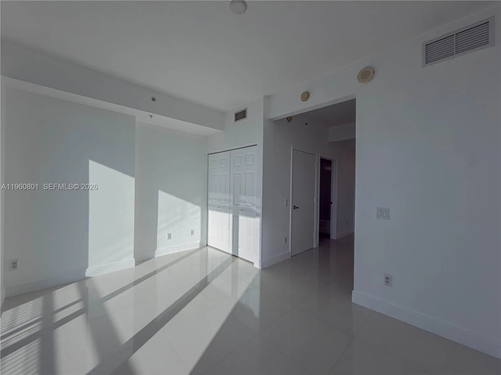 60 Sw 13rd St 1605, Miami, Florida 33130, Miami, Florida 33130, 1 Bedroom Bedrooms, ,1 BathroomBathrooms,Residential,For Sale,60 Sw 13rd St 1605, Miami, Florida 33130,A11960801