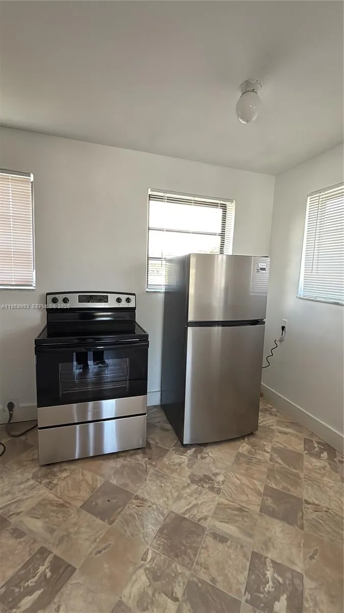 BRAND NEW FRIDGE & BRAND NEW RANGE