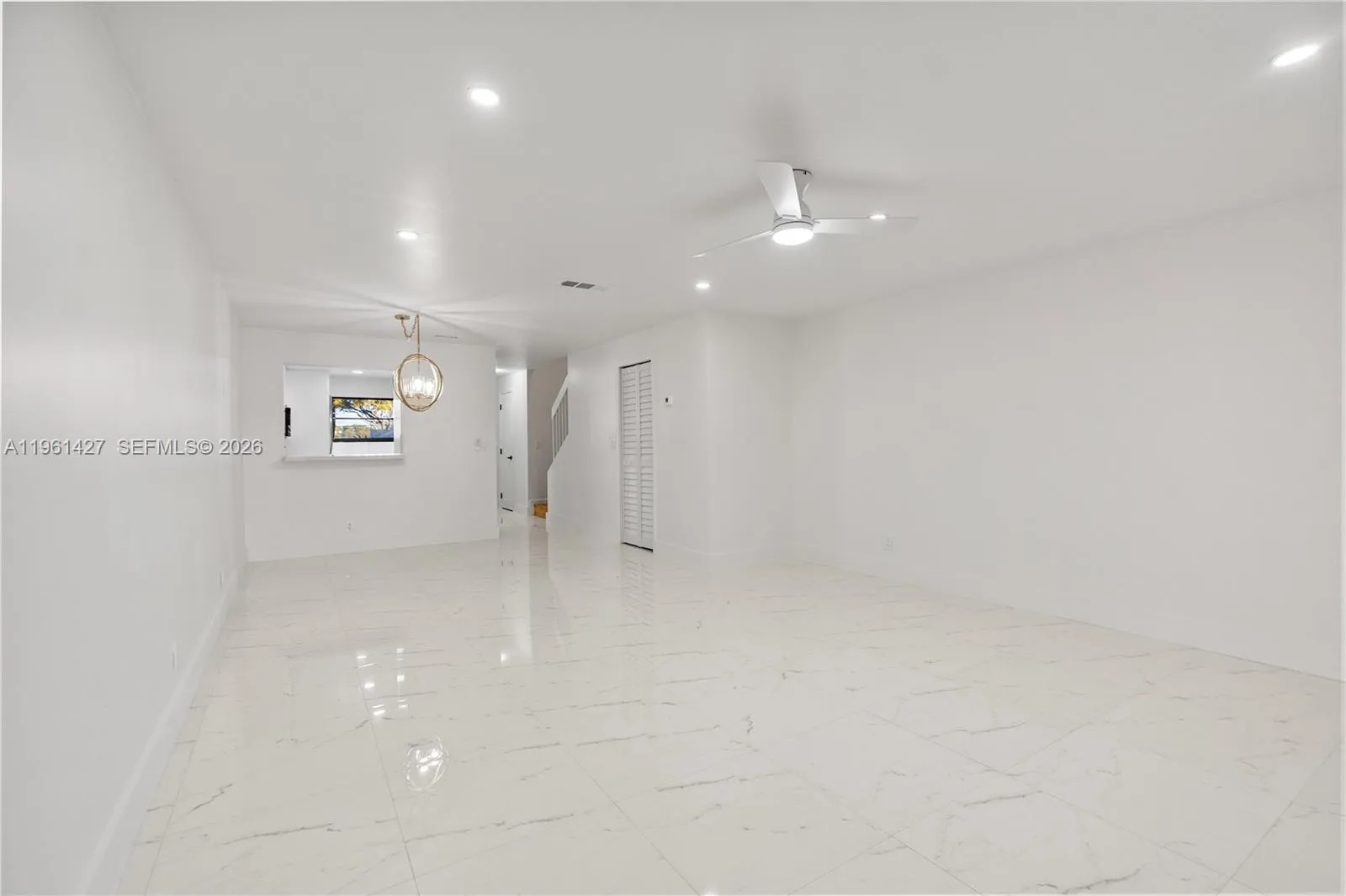9740 Nw 10th St 82, Pembroke Pines, Florida 33024, Pembroke Pines, Florida 33024, 2 Bedrooms Bedrooms, ,2 BathroomsBathrooms,Residential Lease,For Rent,9740 Nw 10th St 82, Pembroke Pines, Florida 33024,A11961427