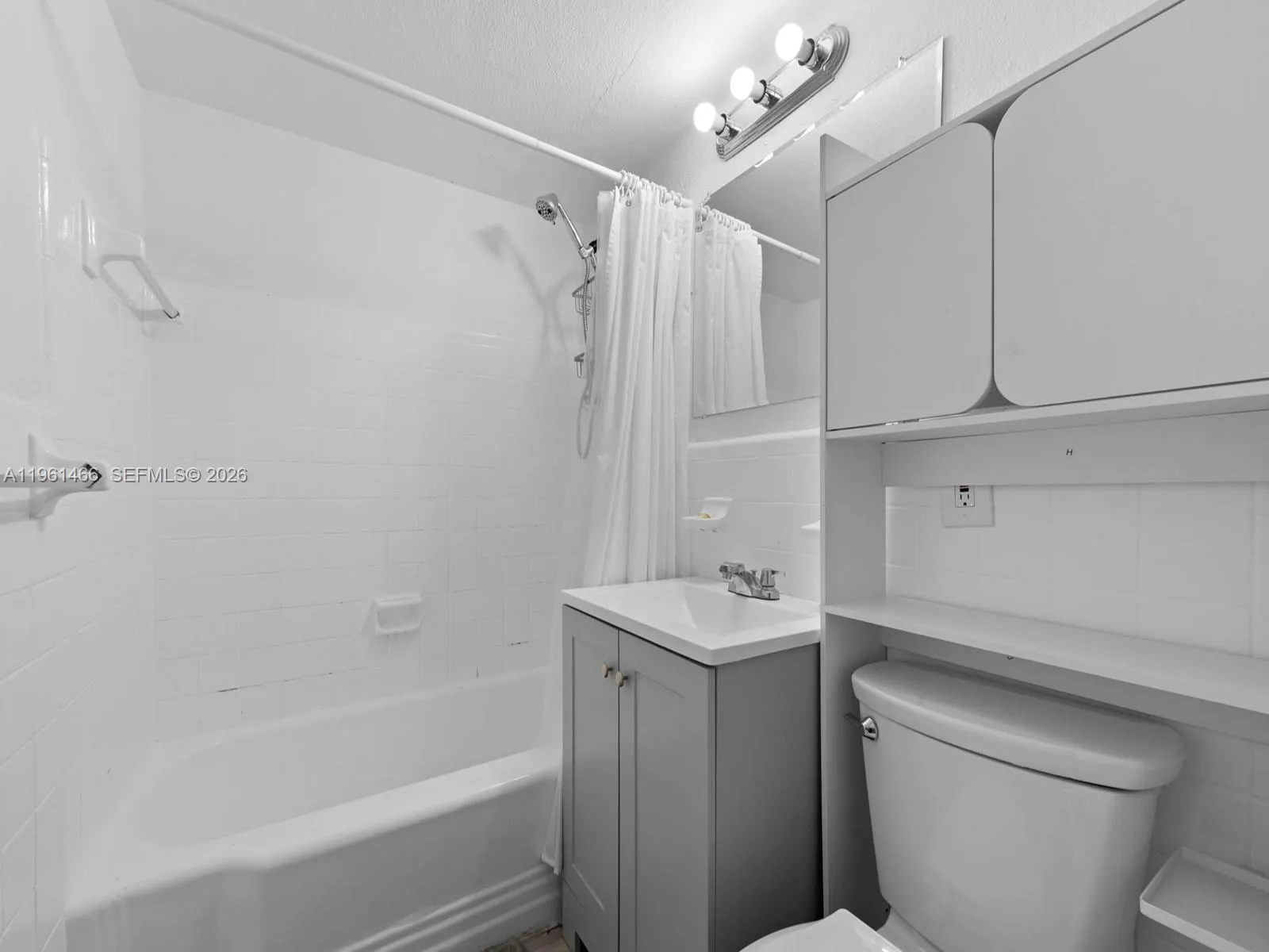 4444 Sw 67th Ave 7, Miami, Florida 33155, Miami, Florida 33155, 1 Bedroom Bedrooms, ,1 BathroomBathrooms,Residential Lease,For Rent,4444 Sw 67th Ave 7, Miami, Florida 33155,A11961466