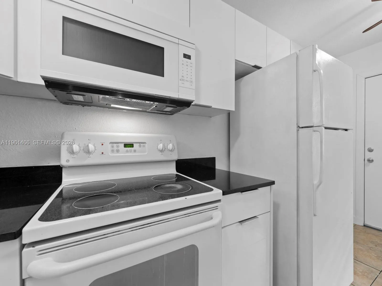 4444 Sw 67th Ave 7, Miami, Florida 33155, Miami, Florida 33155, 1 Bedroom Bedrooms, ,1 BathroomBathrooms,Residential Lease,For Rent,4444 Sw 67th Ave 7, Miami, Florida 33155,A11961466