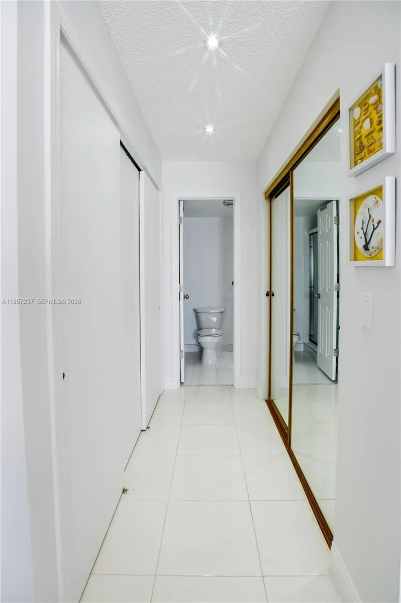 4751 Nw 21st St 401, Lauderhill, Florida 33313, Lauderhill, Florida 33313, 1 Bedroom Bedrooms, ,1 BathroomBathrooms,Residential,For Sale,4751 Nw 21st St 401, Lauderhill, Florida 33313,A11957237