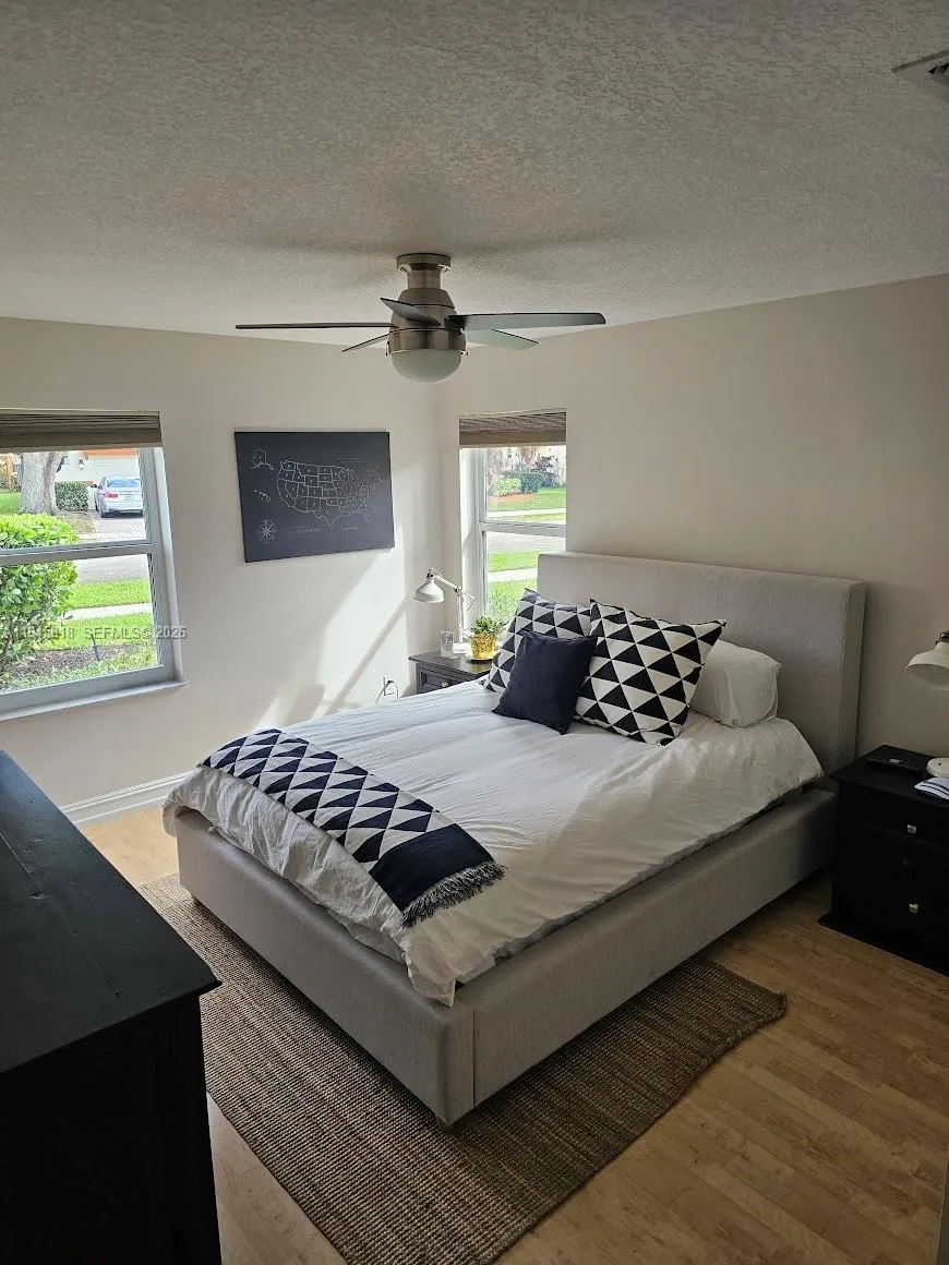 3070 Perriwinkle Cir, Davie, Florida 33328, Davie, Florida 33328, 4 Bedrooms Bedrooms, ,3 BathroomsBathrooms,Residential,For Sale,3070 Perriwinkle Cir, Davie, Florida 33328,A11945818