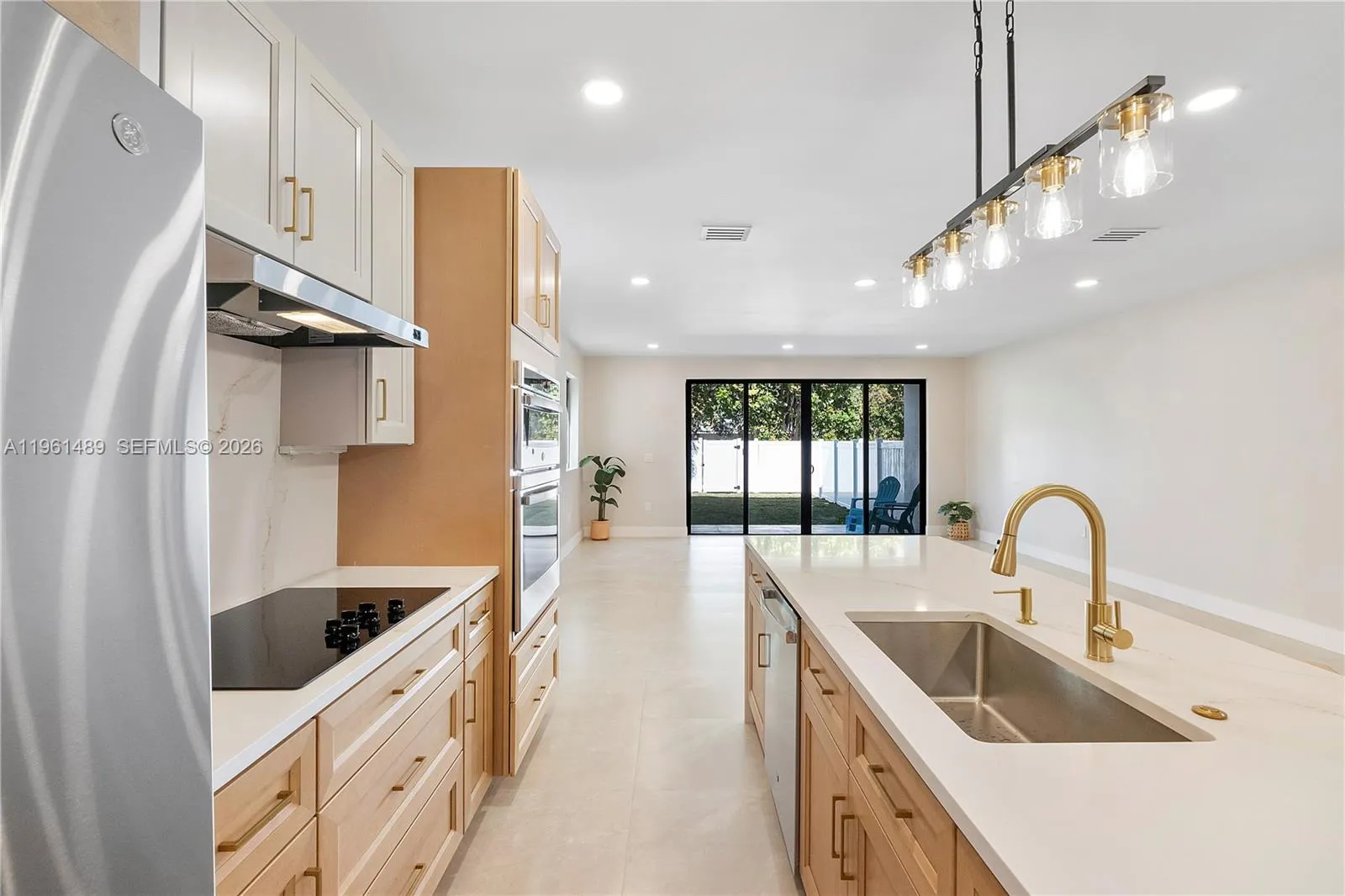 701 Sw 17th Street, Fort Lauderdale, Florida 33315, Fort Lauderdale, Florida 33315, 5 Bedrooms Bedrooms, ,4 BathroomsBathrooms,Residential,For Sale,701 Sw 17th Street, Fort Lauderdale, Florida 33315,A11961489