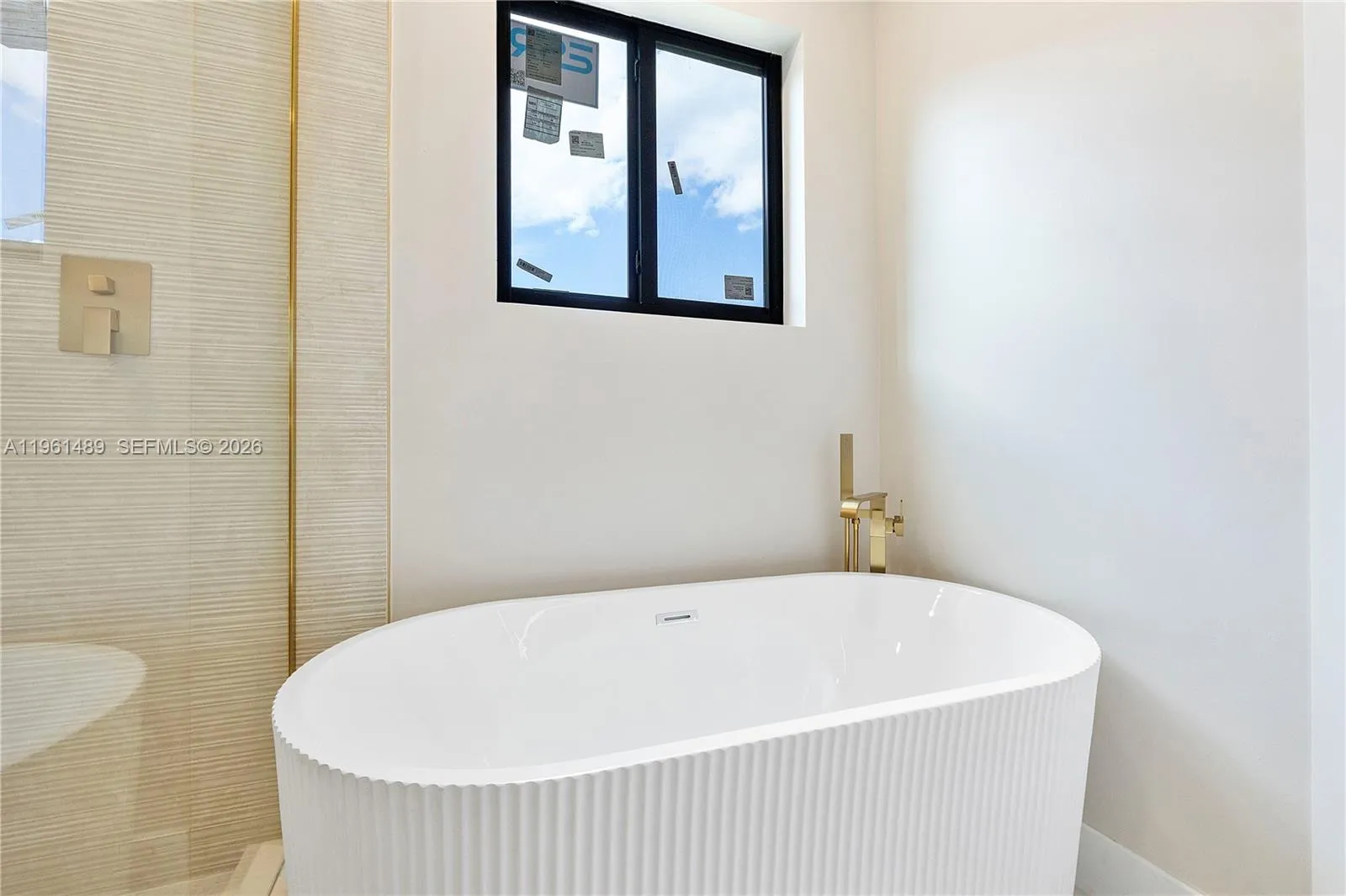 701 Sw 17th Street, Fort Lauderdale, Florida 33315, Fort Lauderdale, Florida 33315, 5 Bedrooms Bedrooms, ,4 BathroomsBathrooms,Residential,For Sale,701 Sw 17th Street, Fort Lauderdale, Florida 33315,A11961489