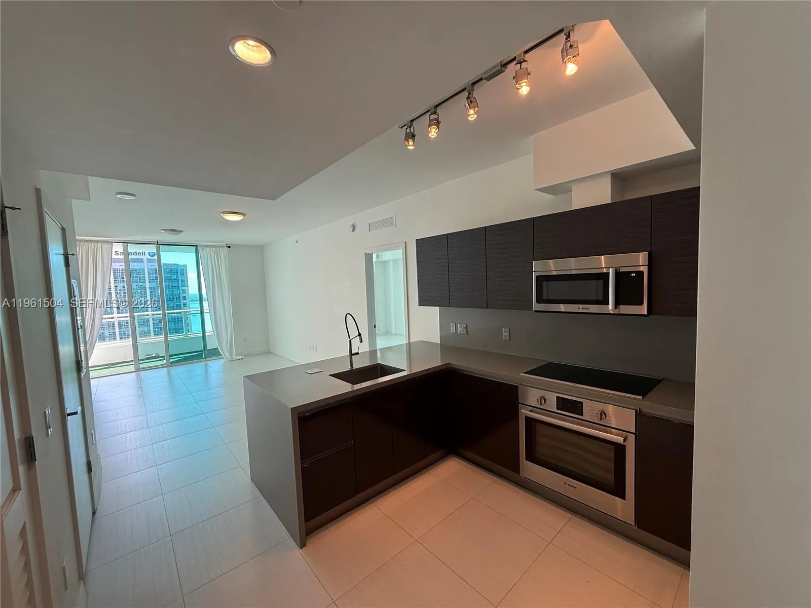1080 Brickell Ave 3204, Miami, Florida 33131, Miami, Florida 33131, 1 Bedroom Bedrooms, ,1 BathroomBathrooms,Residential,For Sale,1080 Brickell Ave 3204, Miami, Florida 33131,A11961504