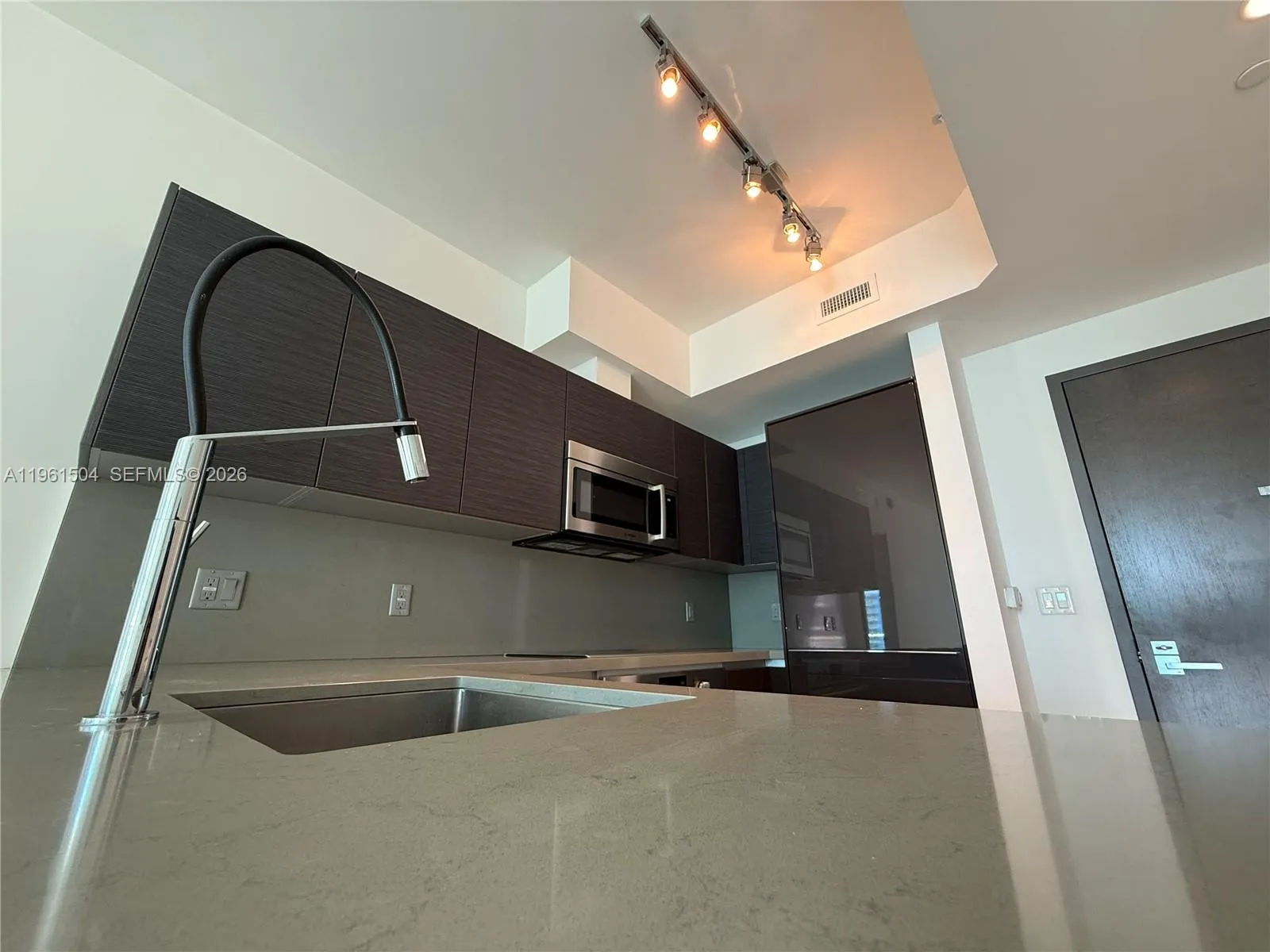 1080 Brickell Ave 3204, Miami, Florida 33131, Miami, Florida 33131, 1 Bedroom Bedrooms, ,1 BathroomBathrooms,Residential,For Sale,1080 Brickell Ave 3204, Miami, Florida 33131,A11961504