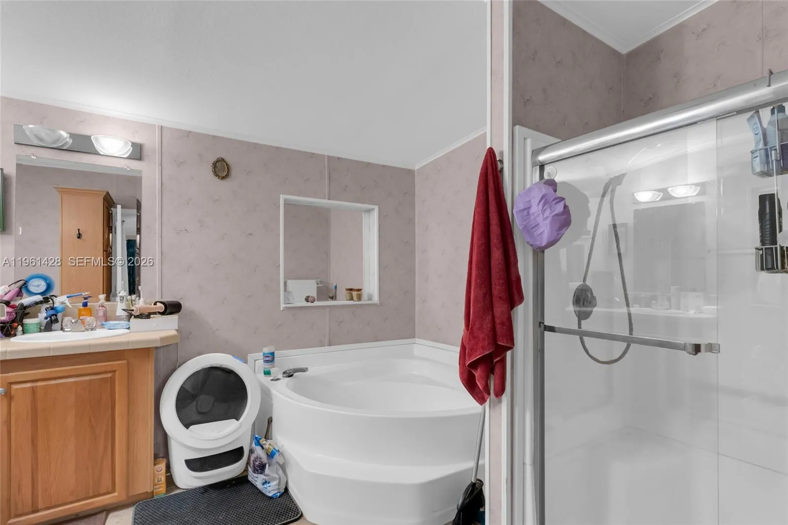 19800 Sw 180th Ave, Miami, Florida 33187, Miami, Florida 33187, 3 Bedrooms Bedrooms, ,2 BathroomsBathrooms,Residential,For Sale,19800 Sw 180th Ave, Miami, Florida 33187,A11961428