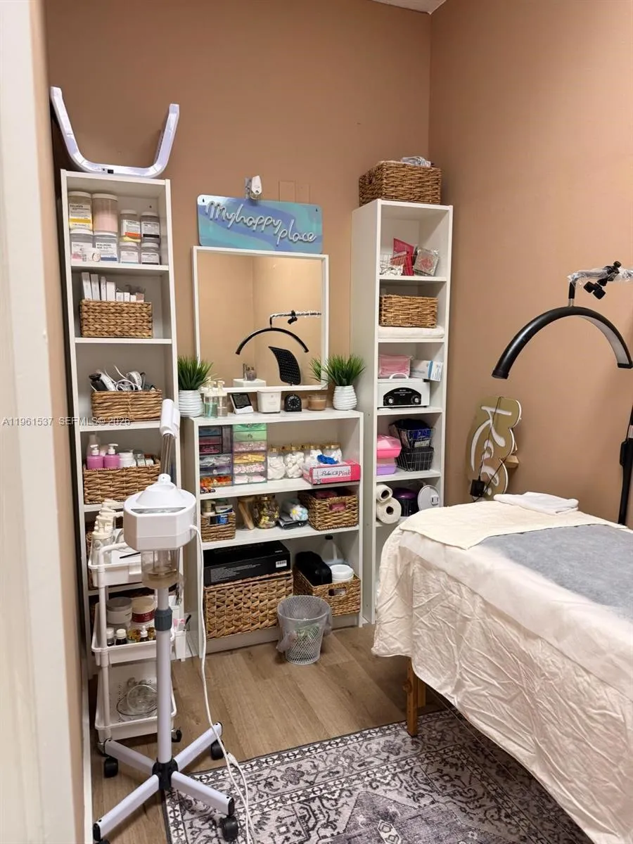 Davie, Florida 33324, ,Business Opportunity,For Sale,A11961537