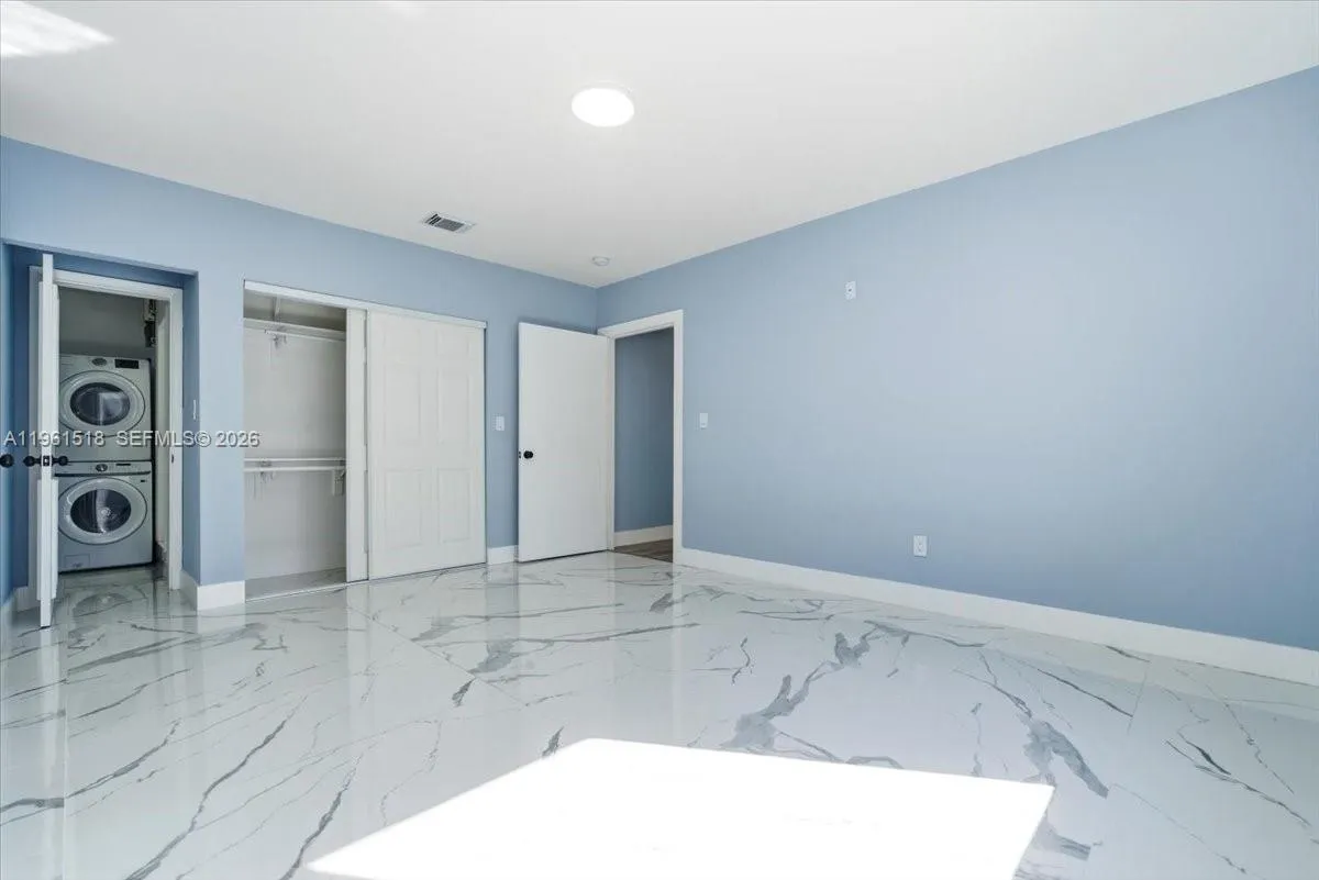 3297 Sw 26th St, Miami, Florida 33133, Miami, Florida 33133, ,Residential Income,For Sale,3297 Sw 26th St, Miami, Florida 33133,A11961518