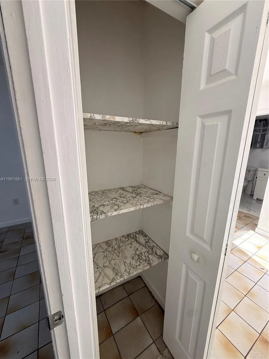 1037 Sw 20th Ave 2, Miami, Florida 33135, Miami, Florida 33135, 1 Bedroom Bedrooms, ,1 BathroomBathrooms,Residential Lease,For Rent,1037 Sw 20th Ave 2, Miami, Florida 33135,A11961561