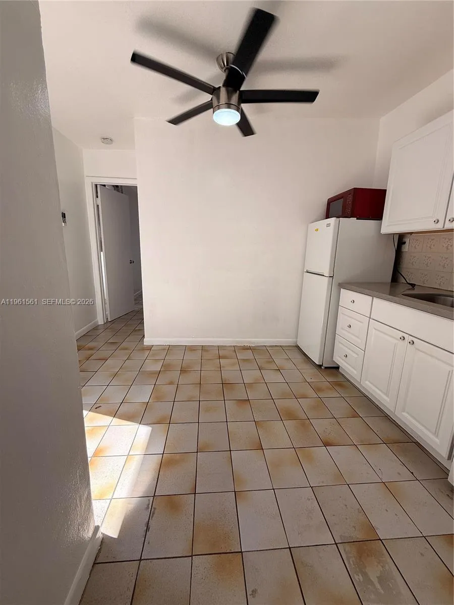 1037 Sw 20th Ave 2, Miami, Florida 33135, Miami, Florida 33135, 1 Bedroom Bedrooms, ,1 BathroomBathrooms,Residential Lease,For Rent,1037 Sw 20th Ave 2, Miami, Florida 33135,A11961561