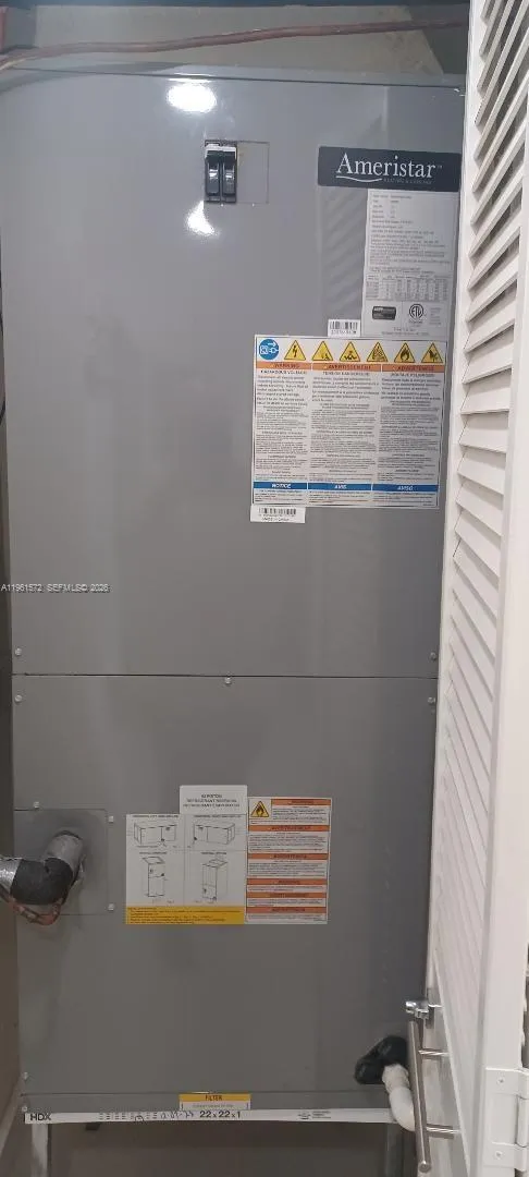 1801 S Treasure Dr 222, North Bay Village, Florida, North Bay Village, Florida 33141, 3 Bedrooms Bedrooms, ,2 BathroomsBathrooms,Residential,For Sale,1801 S Treasure Dr 222, North Bay Village, Florida,A11961572