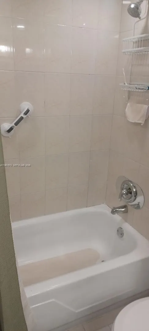 1801 S Treasure Dr 222, North Bay Village, Florida, North Bay Village, Florida 33141, 3 Bedrooms Bedrooms, ,2 BathroomsBathrooms,Residential,For Sale,1801 S Treasure Dr 222, North Bay Village, Florida,A11961572