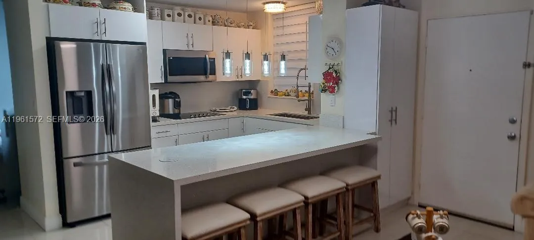 1801 S Treasure Dr 222, North Bay Village, Florida, North Bay Village, Florida 33141, 3 Bedrooms Bedrooms, ,2 BathroomsBathrooms,Residential,For Sale,1801 S Treasure Dr 222, North Bay Village, Florida,A11961572