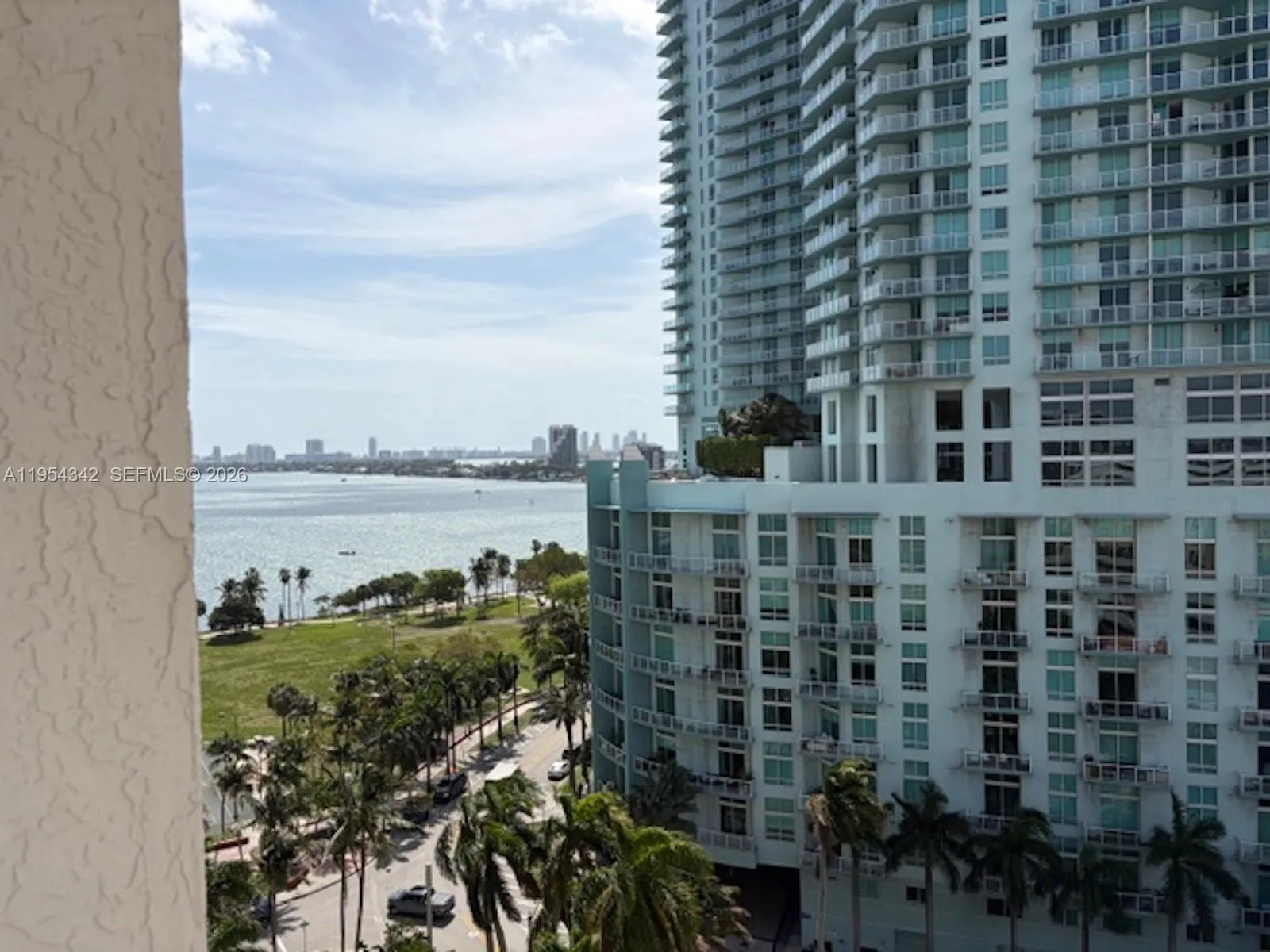 2000 N Bayshore Dr 1402, Miami, Florida 33137, Miami, Florida 33137, 3 Bedrooms Bedrooms, ,2 BathroomsBathrooms,Residential,For Sale,2000 N Bayshore Dr 1402, Miami, Florida 33137,A11954342