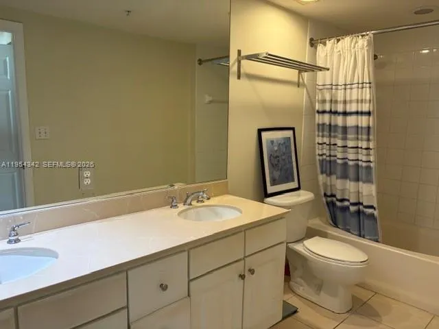 2000 N Bayshore Dr 1402, Miami, Florida 33137, Miami, Florida 33137, 3 Bedrooms Bedrooms, ,2 BathroomsBathrooms,Residential,For Sale,2000 N Bayshore Dr 1402, Miami, Florida 33137,A11954342