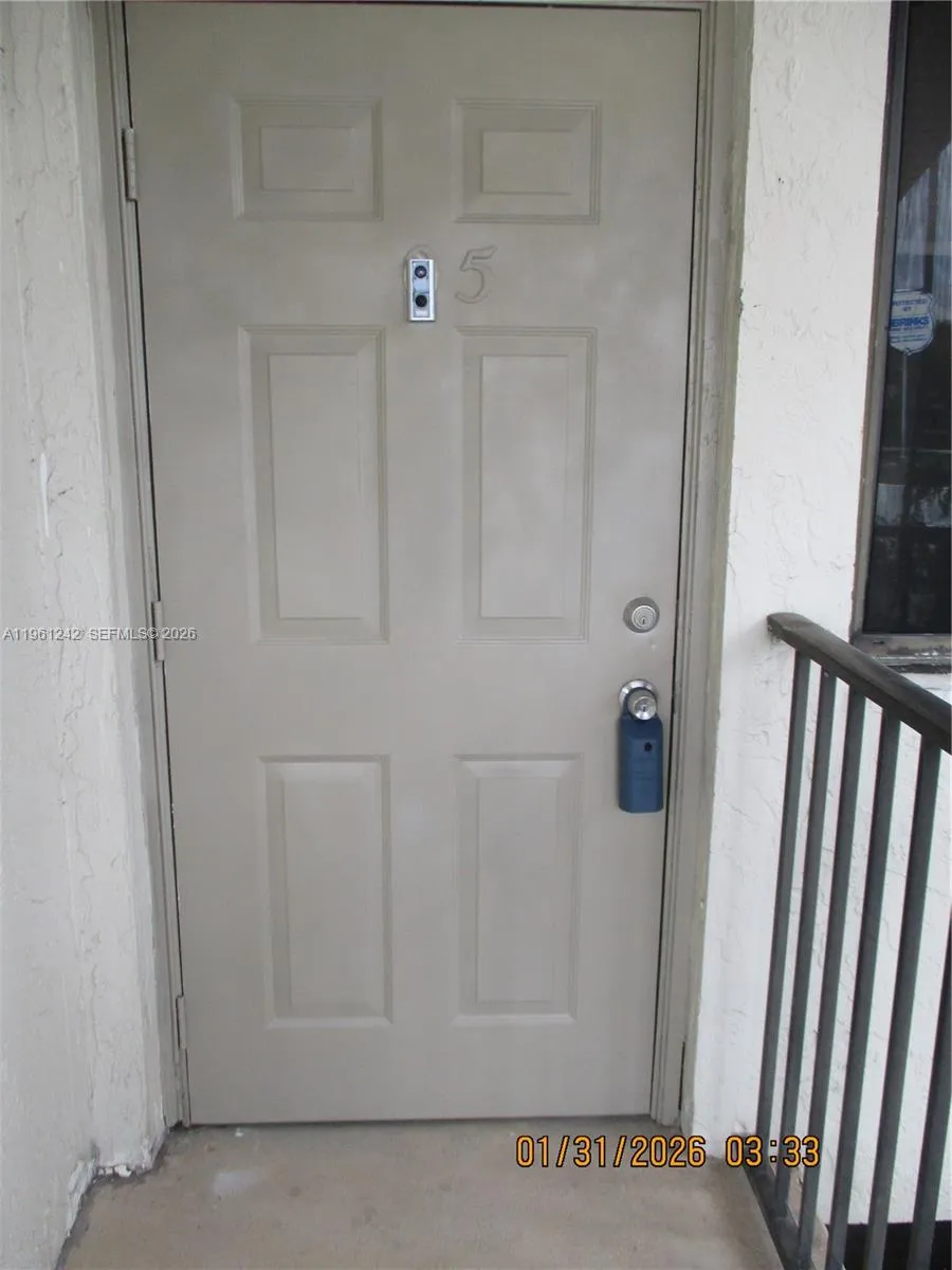 3200 Nw 46th St 205, Oakland Park, Florida 33309, Oakland Park, Florida 33309, 2 Bedrooms Bedrooms, ,2 BathroomsBathrooms,Residential,For Sale,3200 Nw 46th St 205, Oakland Park, Florida 33309,A11961242