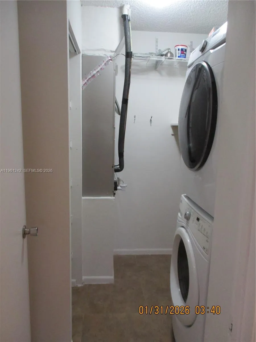 3200 Nw 46th St 205, Oakland Park, Florida 33309, Oakland Park, Florida 33309, 2 Bedrooms Bedrooms, ,2 BathroomsBathrooms,Residential,For Sale,3200 Nw 46th St 205, Oakland Park, Florida 33309,A11961242