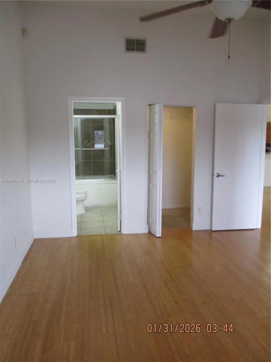 3200 Nw 46th St 205, Oakland Park, Florida 33309, Oakland Park, Florida 33309, 2 Bedrooms Bedrooms, ,2 BathroomsBathrooms,Residential,For Sale,3200 Nw 46th St 205, Oakland Park, Florida 33309,A11961242