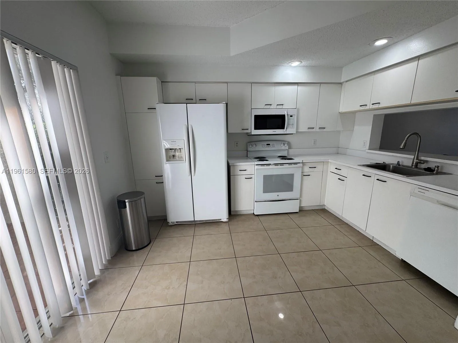 9962 Nw 56th Pl 9962, Coral Springs, Florida 33076, Coral Springs, Florida 33076, 3 Bedrooms Bedrooms, ,2 BathroomsBathrooms,Residential Lease,For Rent,9962 Nw 56th Pl 9962, Coral Springs, Florida 33076,A11961580