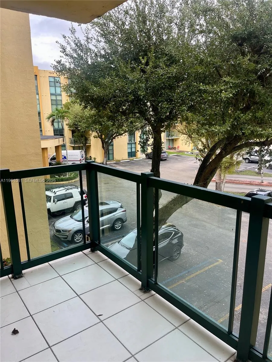 11800 Sw 18th St 307-4, Miami, Florida 33175, Miami, Florida 33175, 2 Bedrooms Bedrooms, ,2 BathroomsBathrooms,Residential,For Sale,11800 Sw 18th St 307-4, Miami, Florida 33175,A11961581