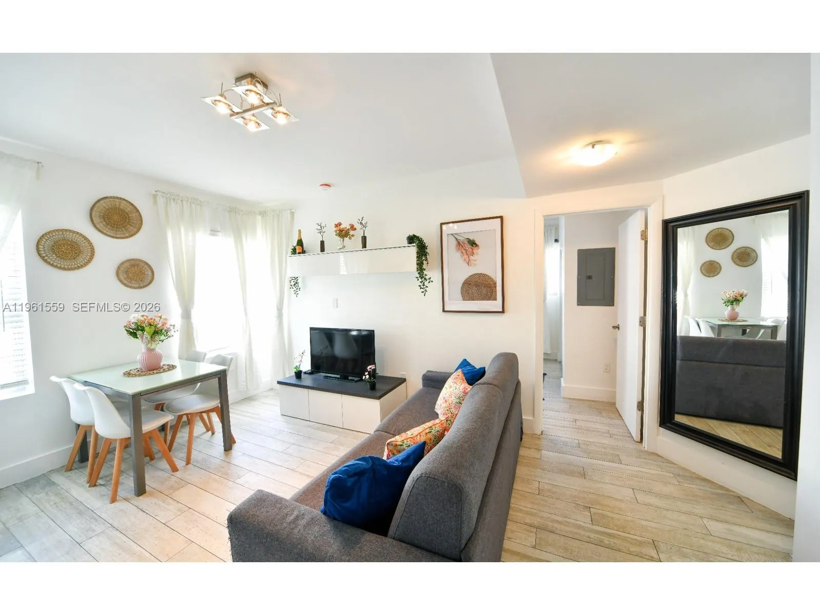 811 Jefferson Ave 204, Miami Beach, Florida 33139, Miami Beach, Florida 33139, 2 Bedrooms Bedrooms, ,1 BathroomBathrooms,Residential,For Sale,811 Jefferson Ave 204, Miami Beach, Florida 33139,A11961559