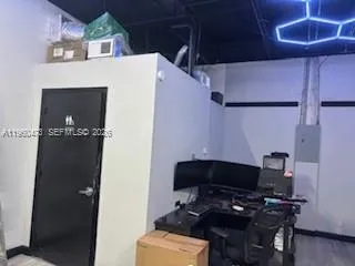 5100 Ne 12th Ave, Oakland Park, Florida 33334, Oakland Park, Florida 33334, ,Commercial Lease,For Rent,5100 Ne 12th Ave, Oakland Park, Florida 33334,A11960473