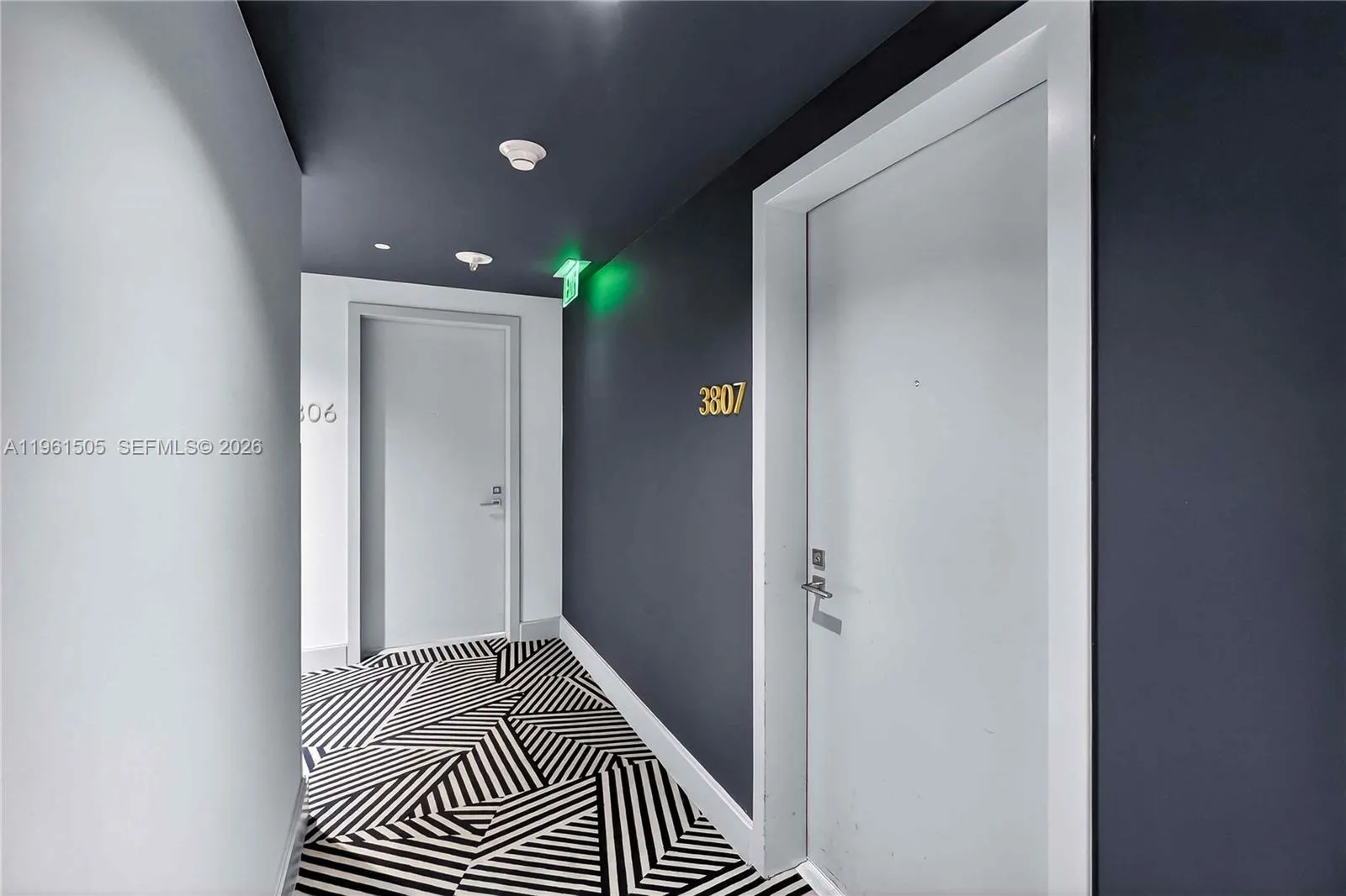 45 Sw 9th St 3807, Miami, Florida 33130, Miami, Florida 33130, 1 Bedroom Bedrooms, ,1 BathroomBathrooms,Residential,For Sale,45 Sw 9th St 3807, Miami, Florida 33130,A11961505