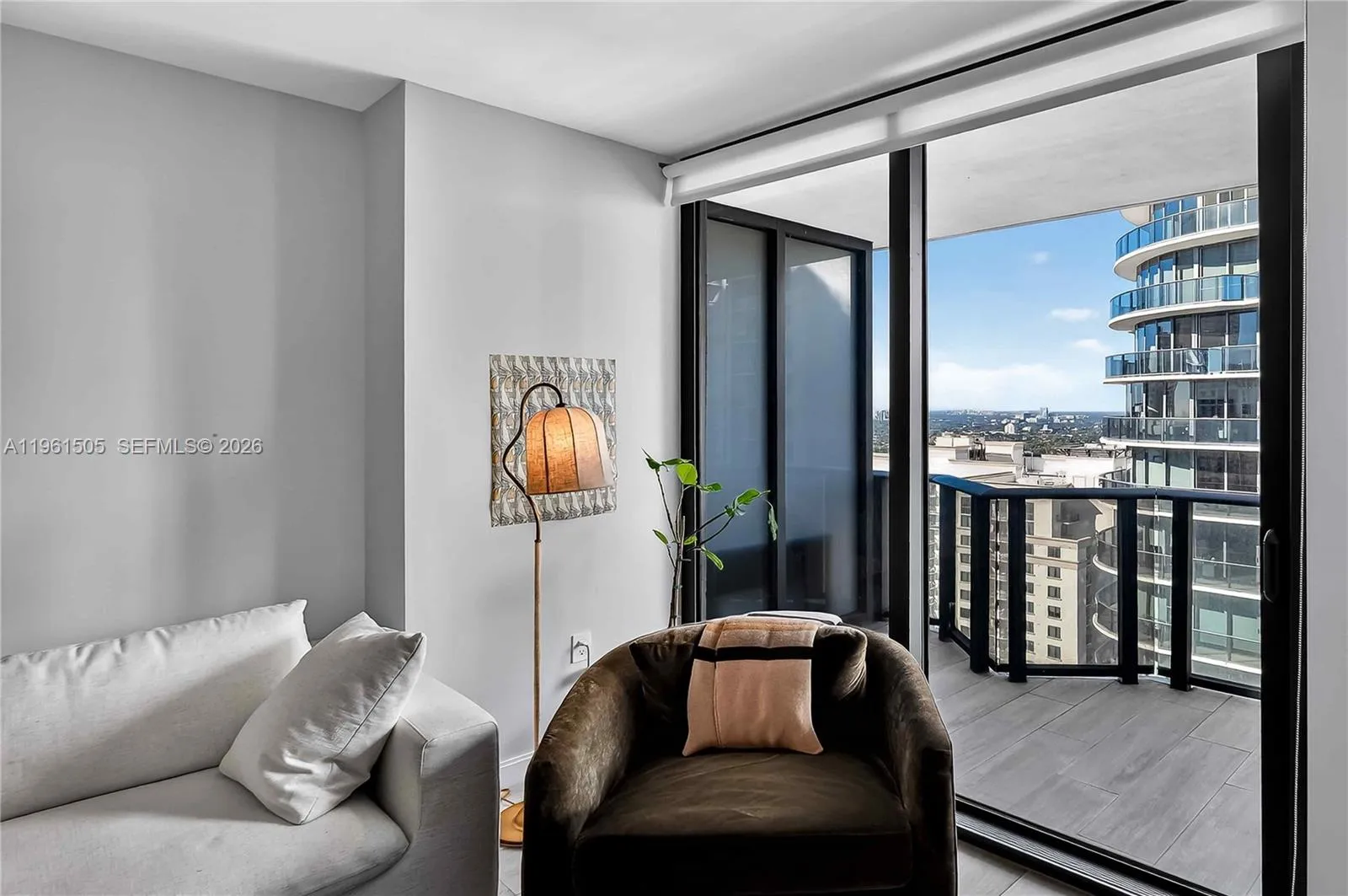 45 Sw 9th St 3807, Miami, Florida 33130, Miami, Florida 33130, 1 Bedroom Bedrooms, ,1 BathroomBathrooms,Residential,For Sale,45 Sw 9th St 3807, Miami, Florida 33130,A11961505