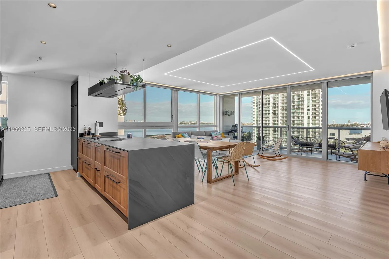 7929 West Dr 903, North Bay Village, Florida 33141, North Bay Village, Florida 33141, 3 Bedrooms Bedrooms, ,2 BathroomsBathrooms,Residential,For Sale,7929 West Dr 903, North Bay Village, Florida 33141,A11960335