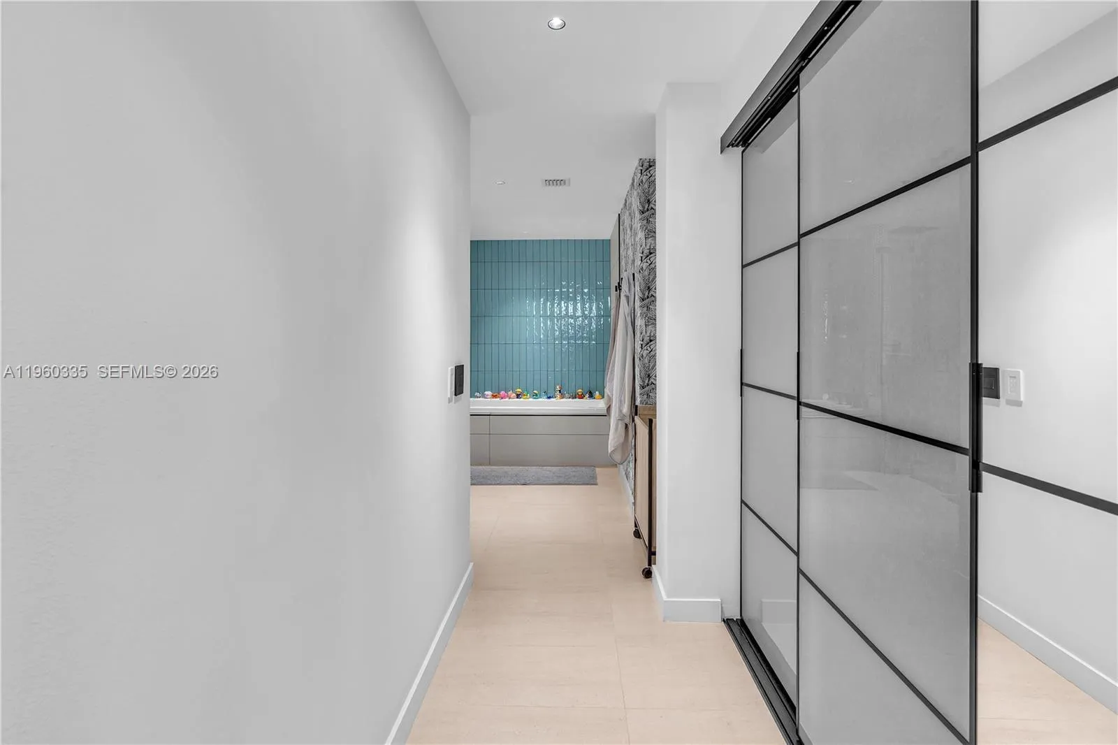 7929 West Dr 903, North Bay Village, Florida 33141, North Bay Village, Florida 33141, 3 Bedrooms Bedrooms, ,2 BathroomsBathrooms,Residential,For Sale,7929 West Dr 903, North Bay Village, Florida 33141,A11960335